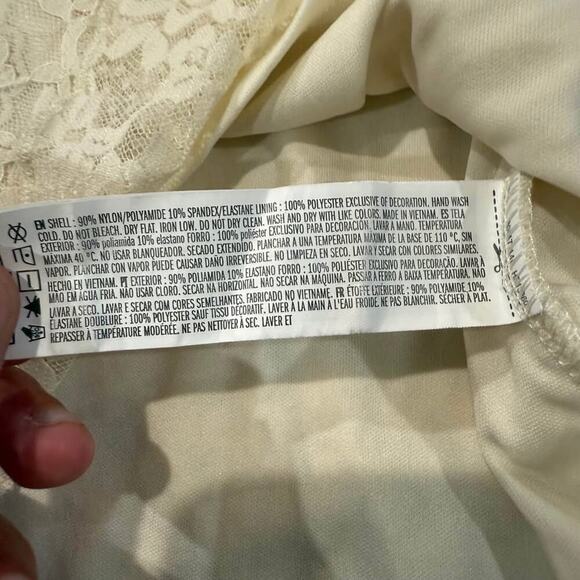 Forever 21 Floral Lace Babydoll MiniDress Womens Large Ivory/Cream Coquette Sexy - Picture 4 of 7